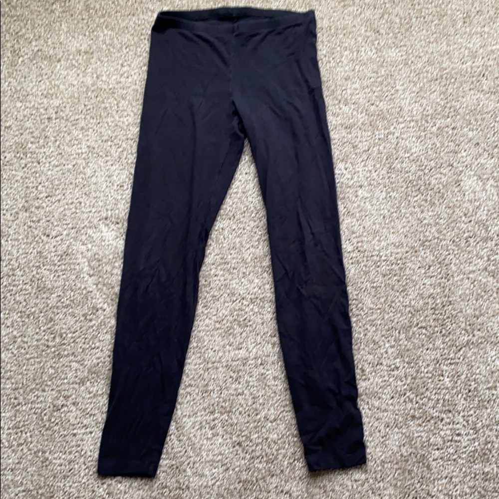 Leggings.